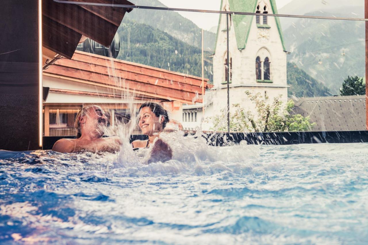 Alpenhotel Kramerwirt Mayrhofen Exterior photo